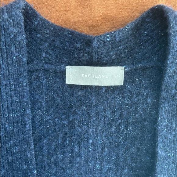 Everlane The Twisted Merino Cardigan - Picture 5 of 5